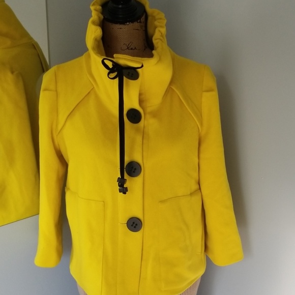 Jacket - Picture 1 of 7